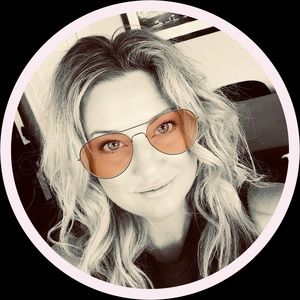 Meet your Posher, Keri